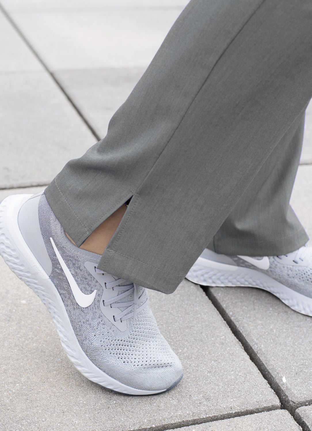 ADAR Pro Women's Slim Fit 6 Pocket Pant  Petite (More Color)