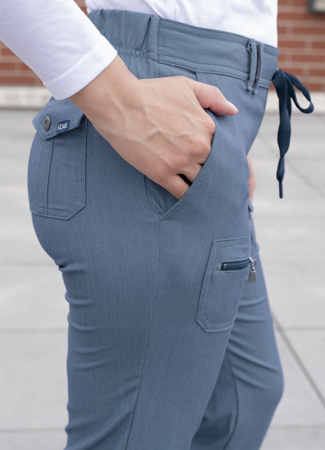 ADAR Pro Women's Slim Fit 6 Pocket Pant  Petite (More Color)